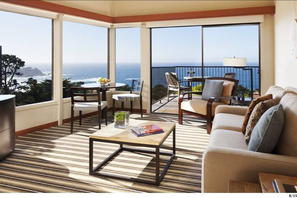 Photo of Livingroom in Carmel Highlands