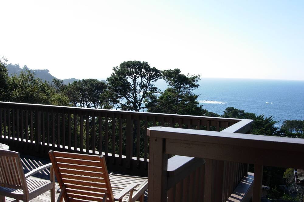 Photo of Patio Balcony in Carmel Highlands