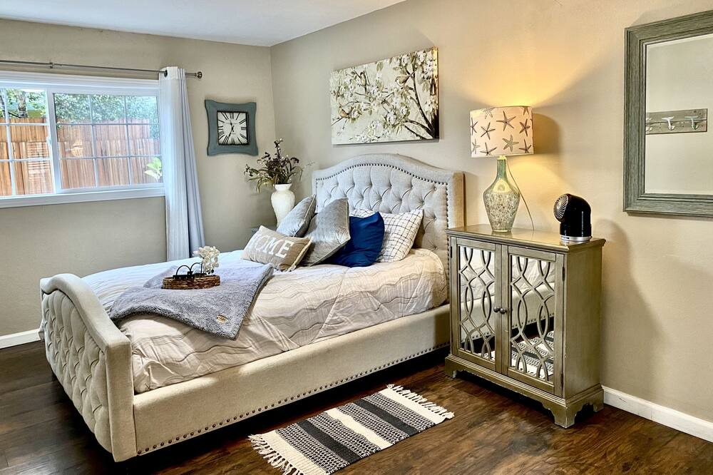 Photo of Bedroom in Southeast Carmel