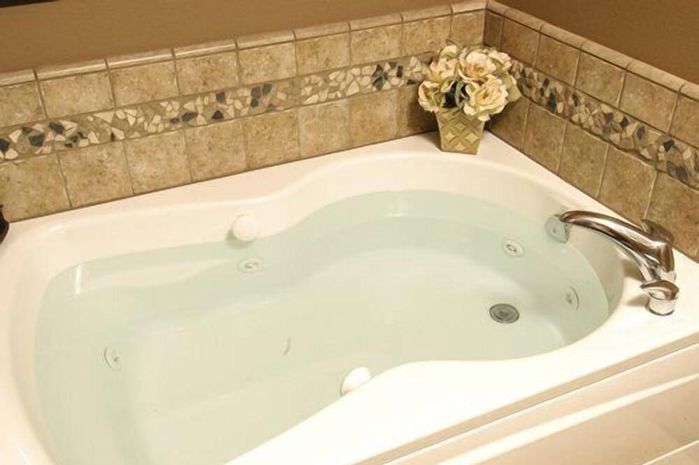 Photo of Bathroom in Altaville