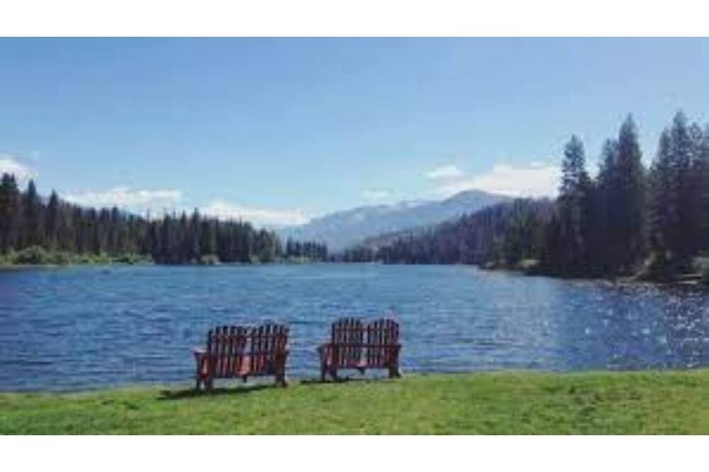 Photo of Others in Hume
