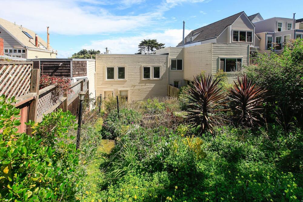 Photo of Others in Noe Valley