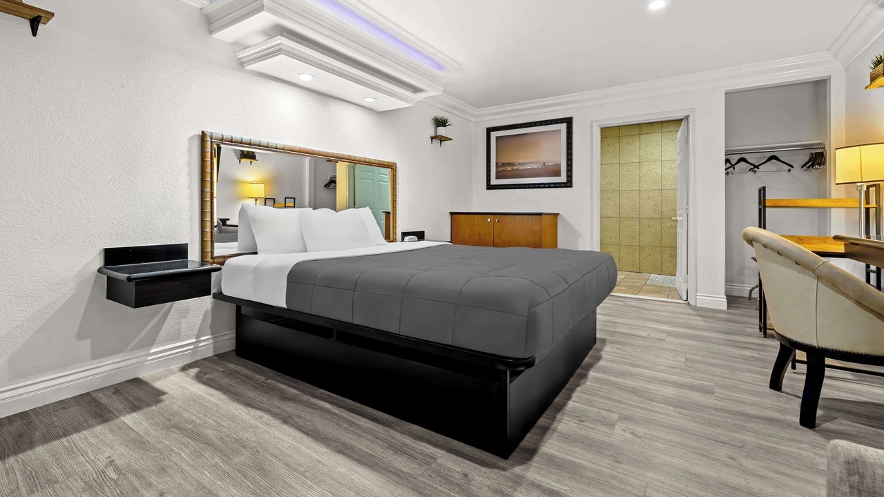 Photo of Bedroom in Santa Ana