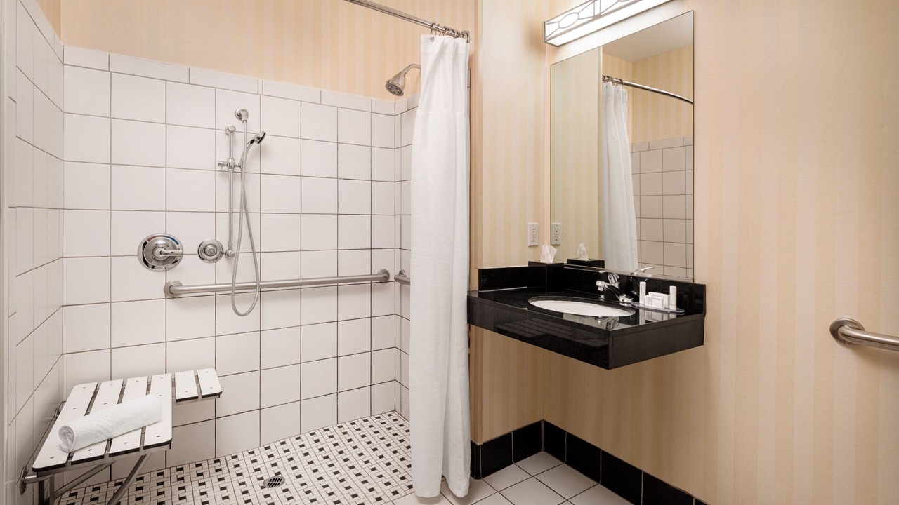 Photo of Bathroom in Tulare
