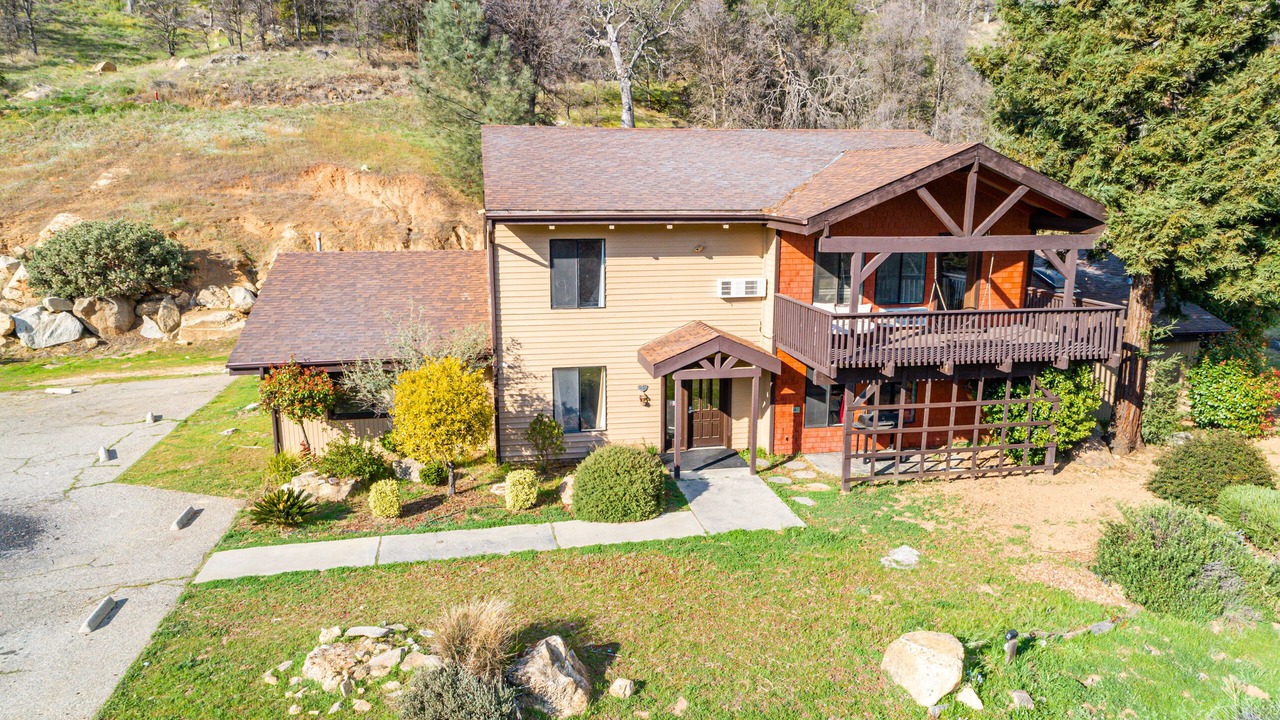 Photo of Outdoor in Oakhurst