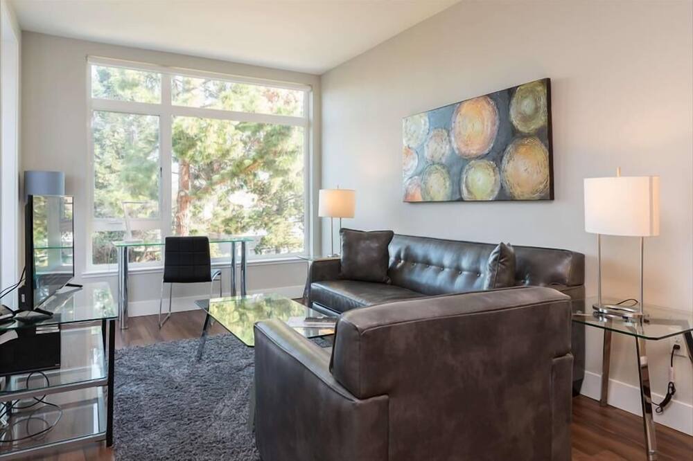 Photo of Bedroom in Shoreline West