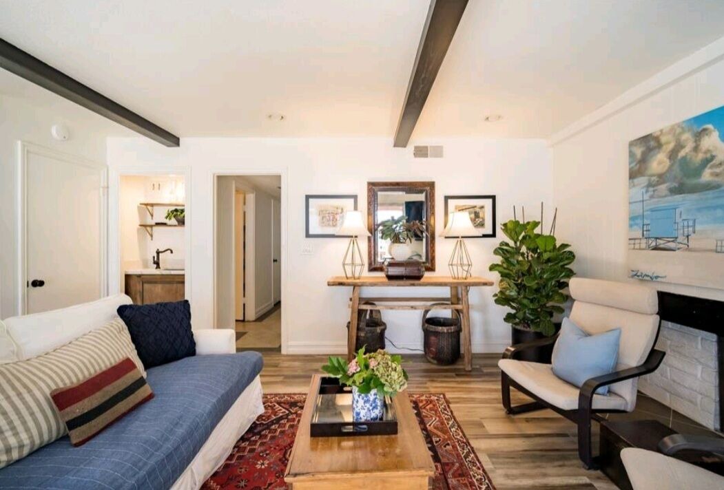Photo of Livingroom in Santa Ana