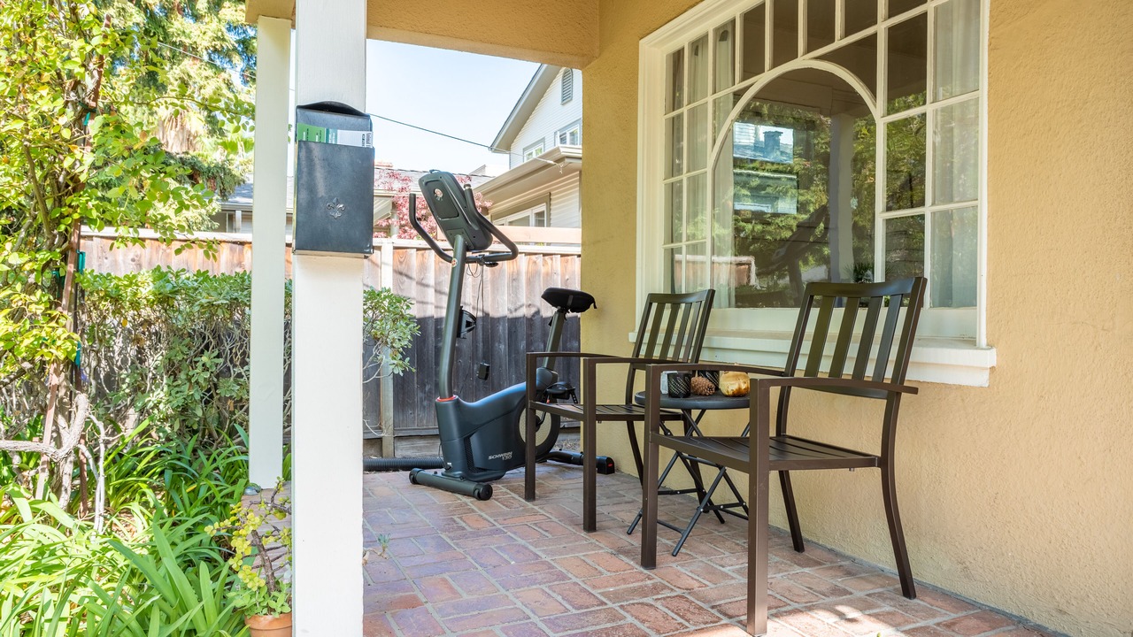 Photo of Patio Balcony in College Terrace