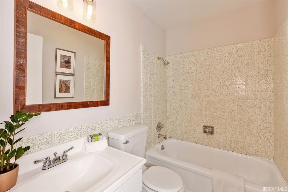 Photo of Bathroom in Noe Valley