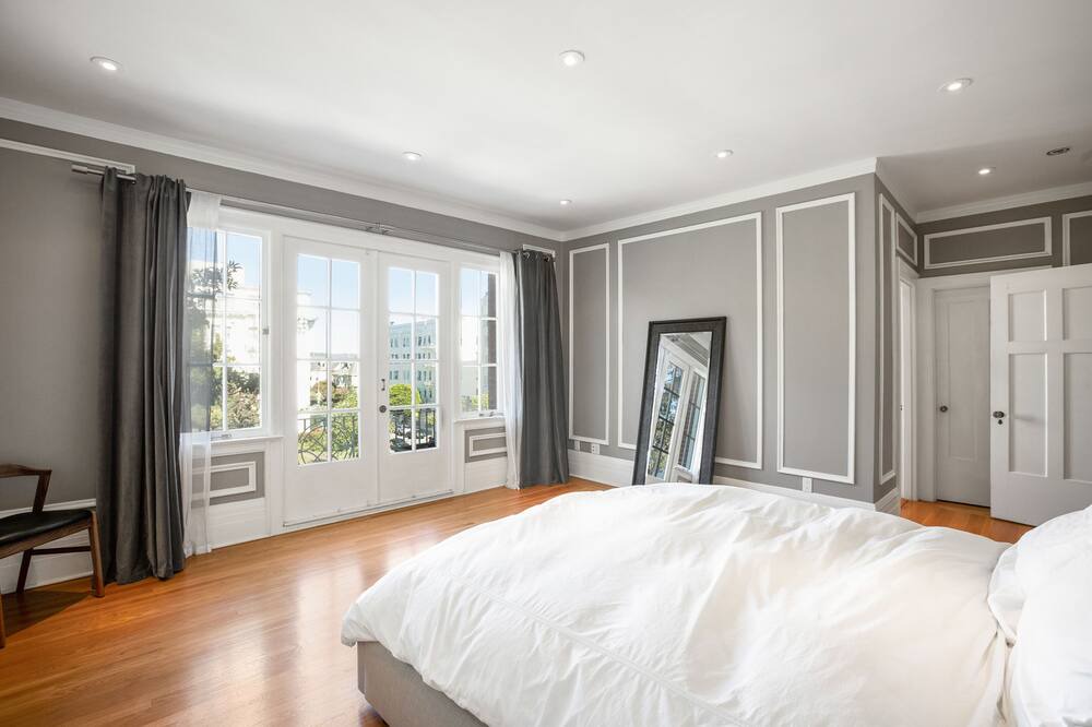Photo of Bedroom in Pacific Heights