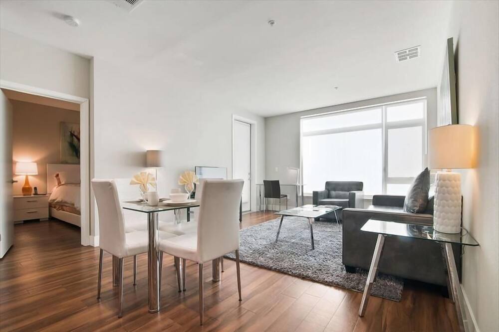 Photo of Bedroom in Shoreline West