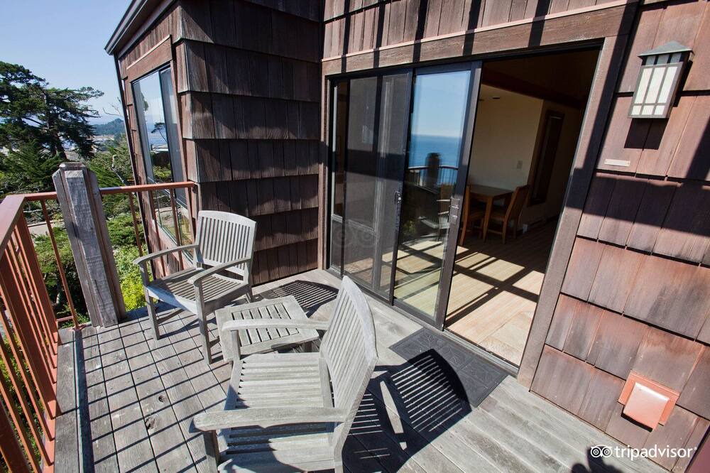 Photo of Patio Balcony in Carmel Highlands