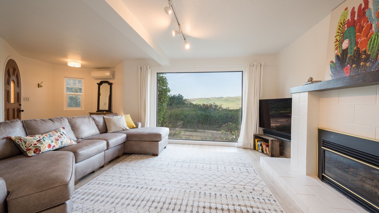 Photo of Livingroom in Callender