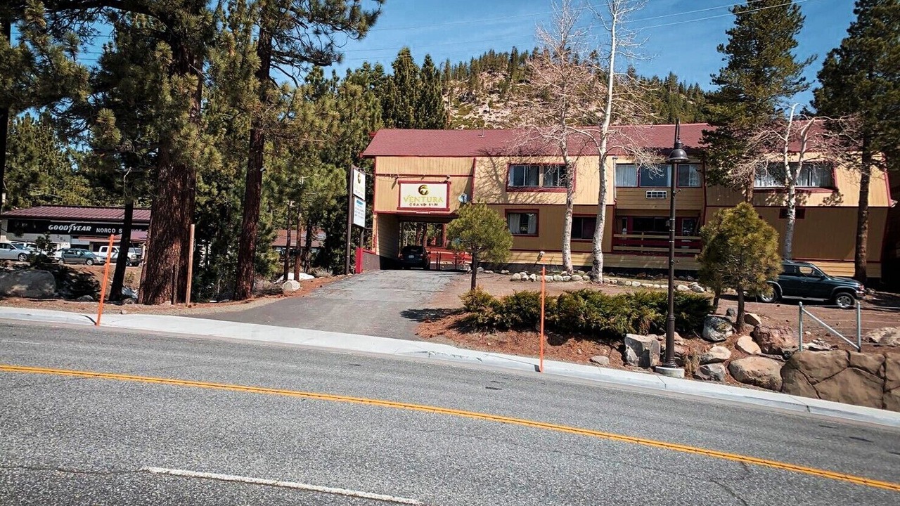 Photo of Outdoor in Mammoth Lakes
