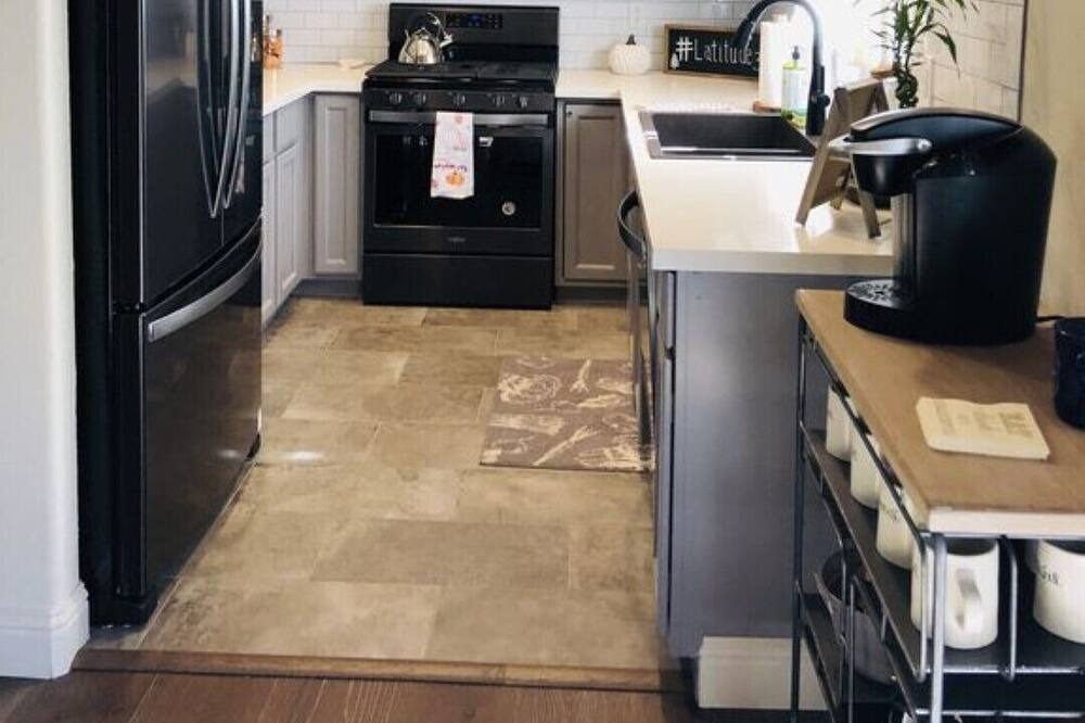 Photo of Kitchen in Groveland