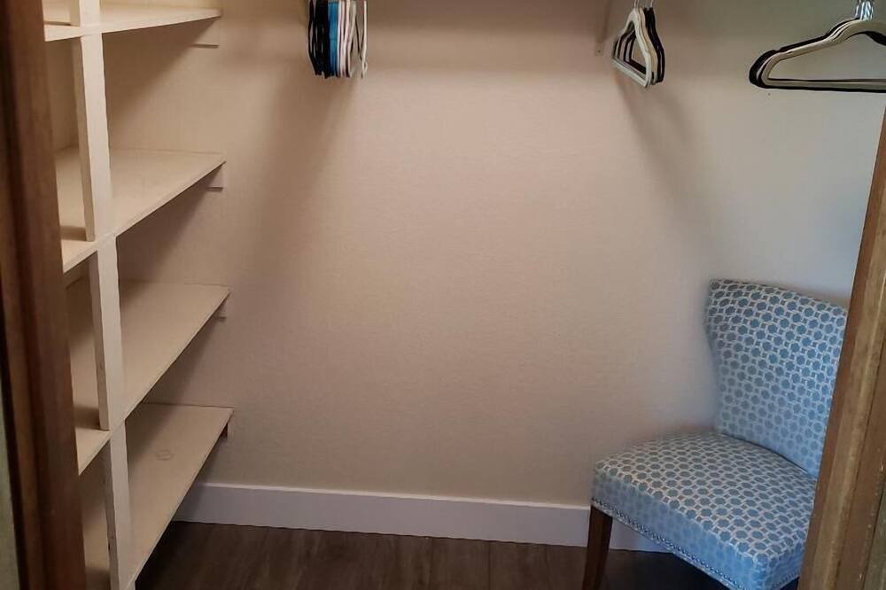 Photo of Bedroom in Discovery Bay