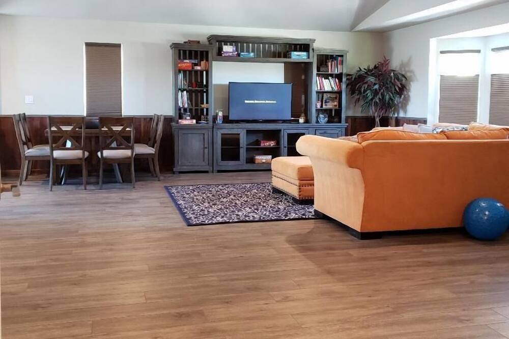 Photo of Livingroom in Discovery Bay