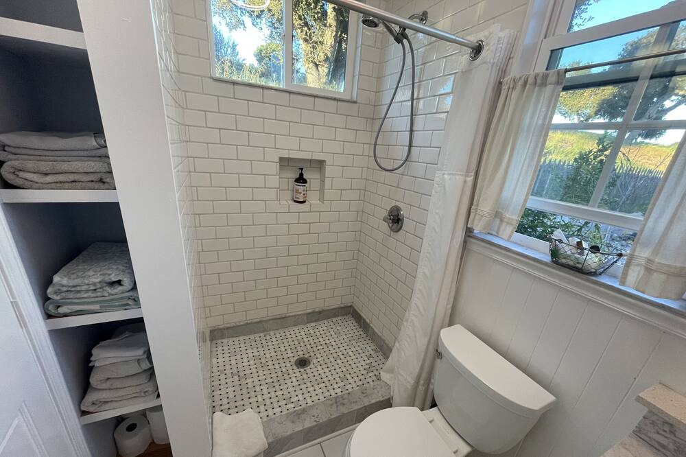Photo of Bedroom in Arroyo Grande