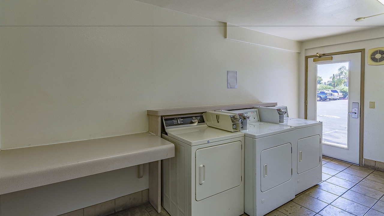 Photo of Bedroom in Raisin