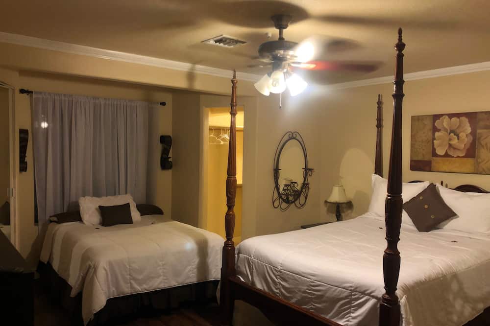 Photo of Bedroom in Lake Havasu City