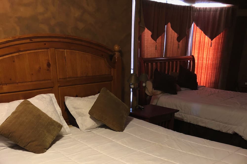 Photo of Bedroom in Lake Havasu City