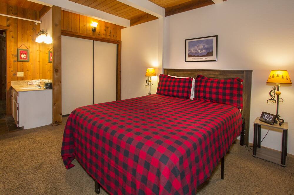 Photo of Bathroom in Mammoth Lakes