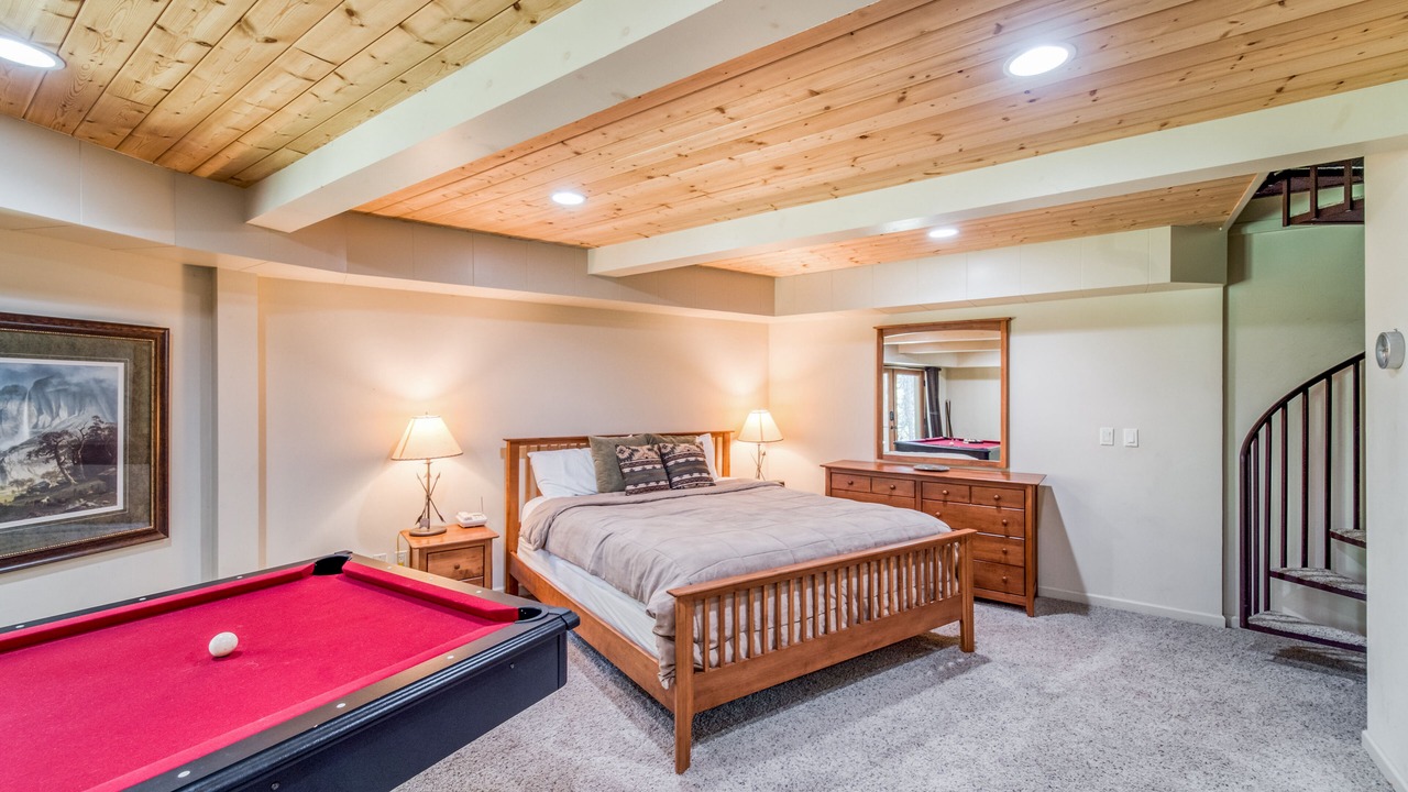 Photo of Bedroom in Sierra Cedars