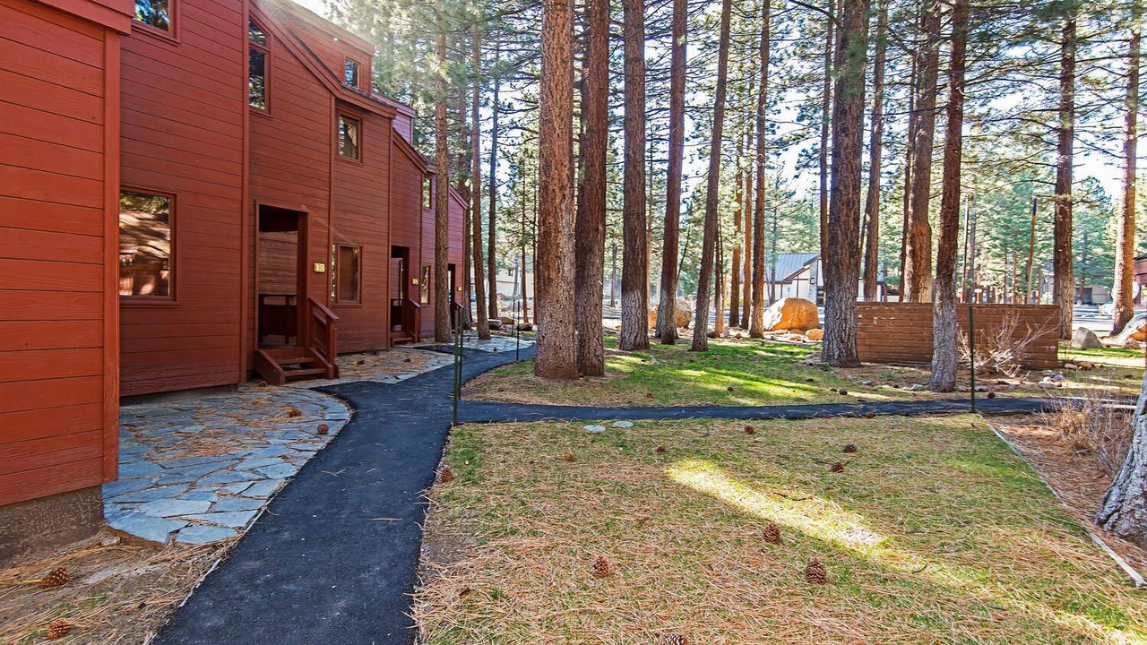 Photo of Outdoor in Mammoth Lakes