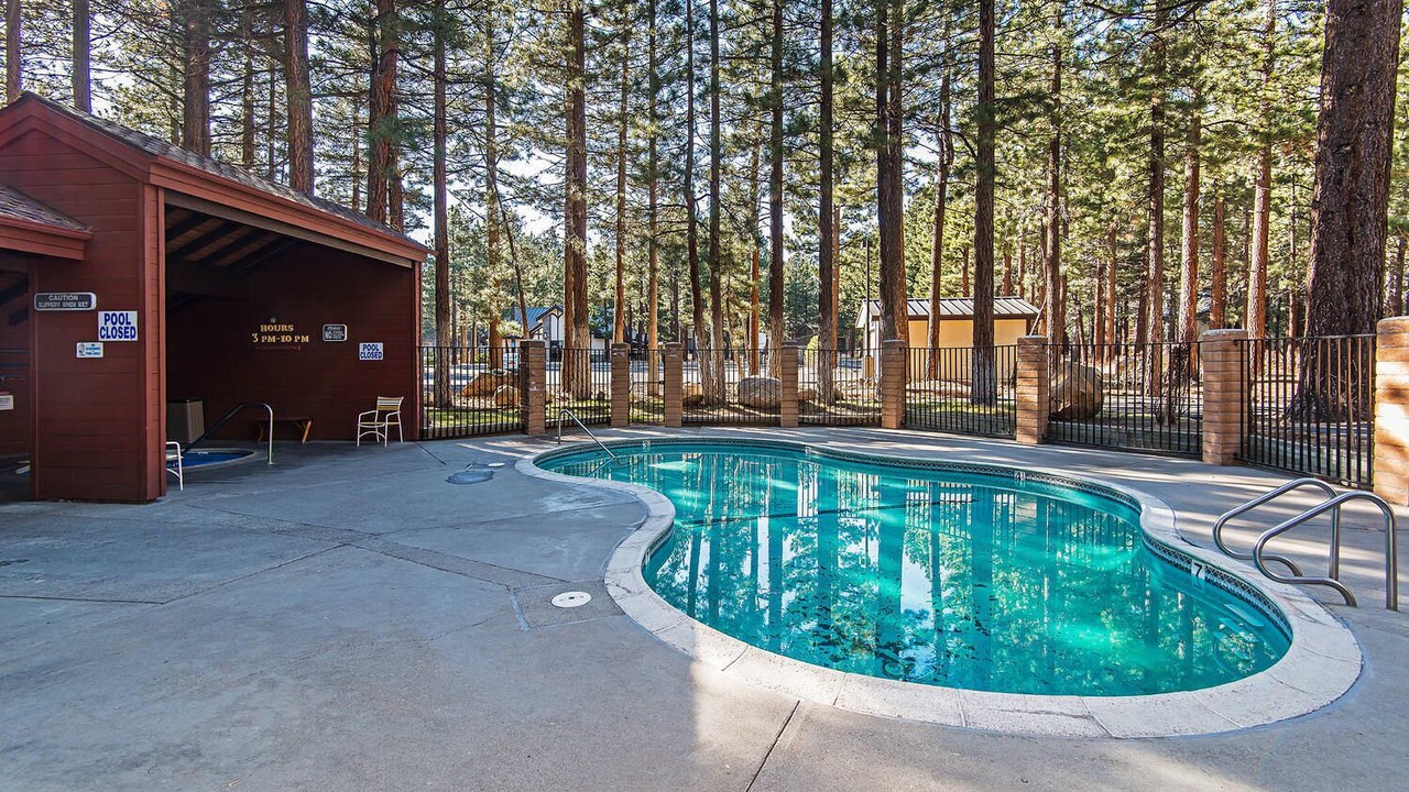 Photo of Outdoor in Mammoth Lakes