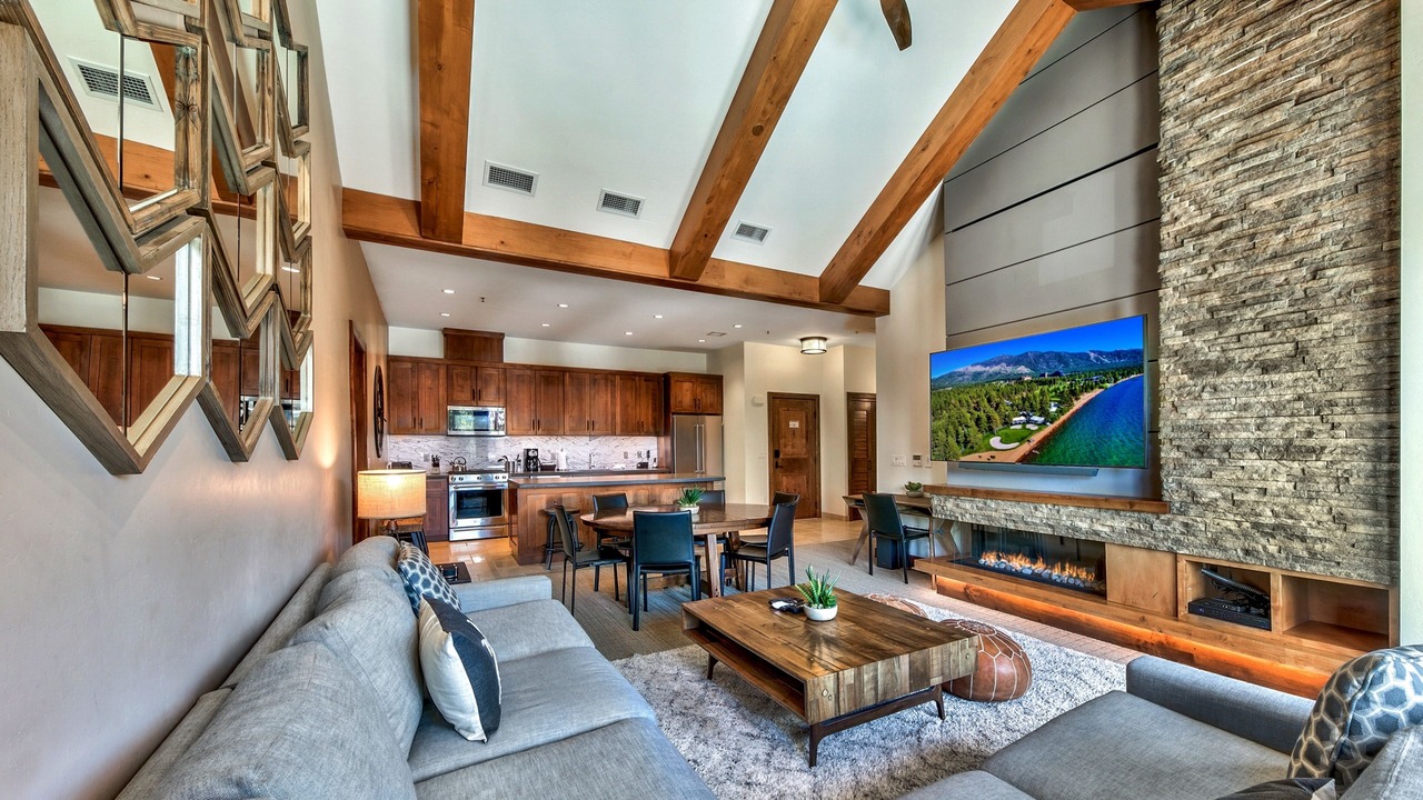 Photo of Livingroom in Lakeside Park