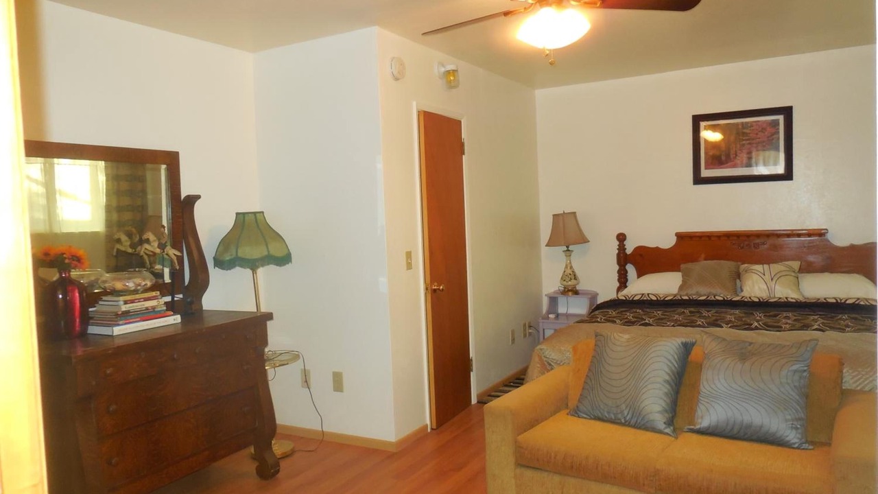 Photo of Livingroom in Coulterville