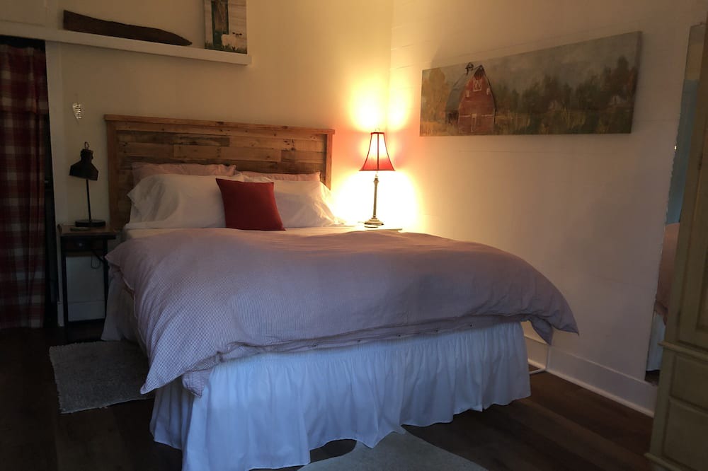 Photo of Bedroom in Oak View