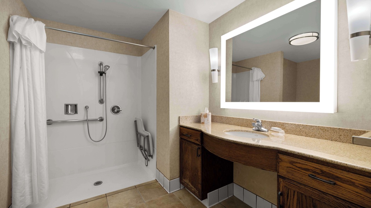 Photo of Bathroom in Greenacres