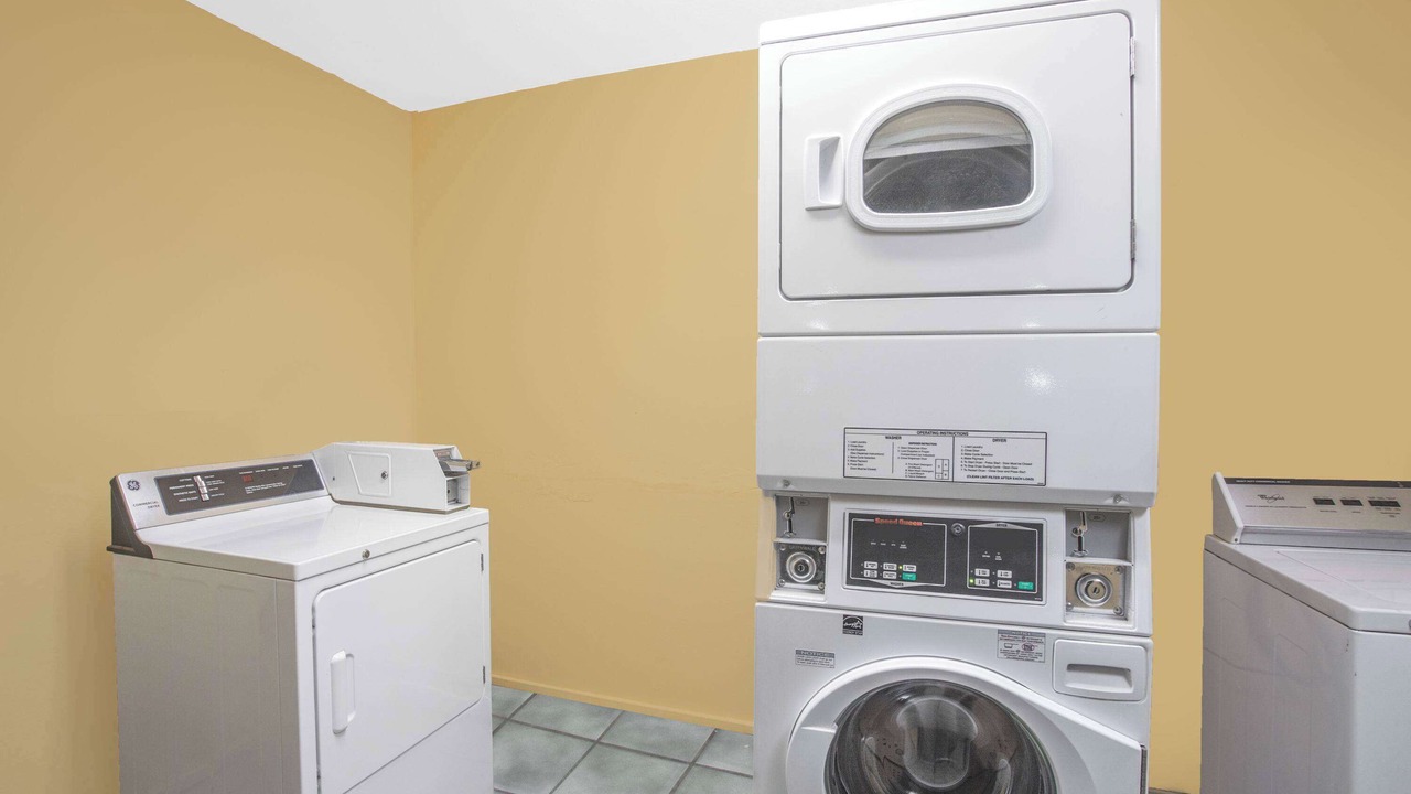Photo of Bedroom in Coalinga