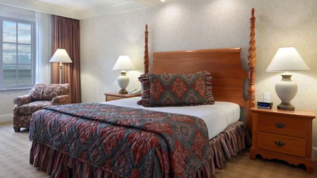 Photo of Bedroom in Burlingame