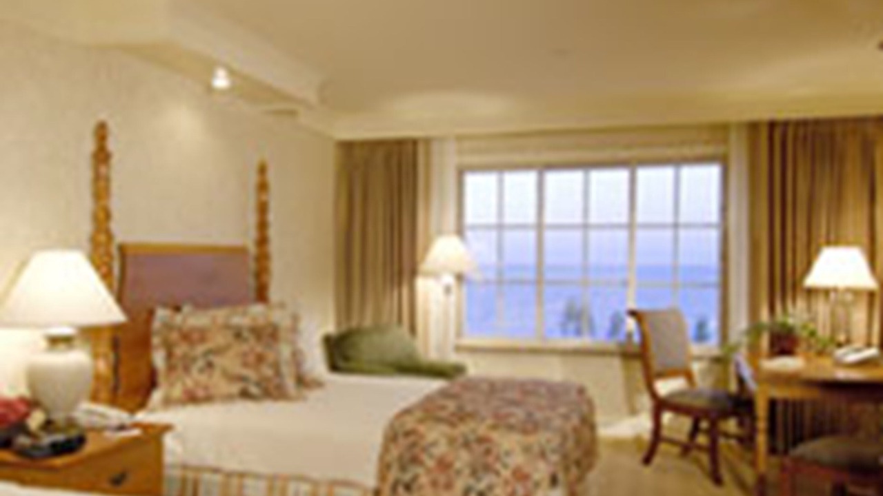 Photo of Bedroom in Burlingame