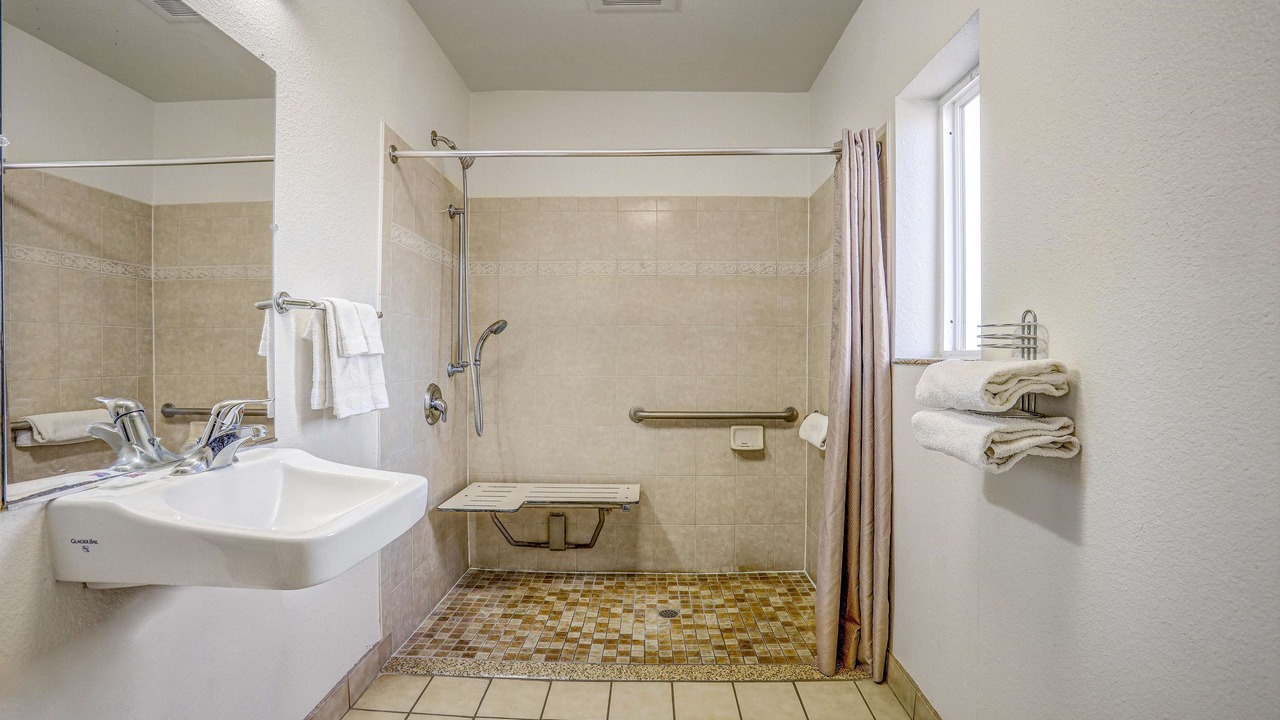 Photo of Bathroom in Yuba City