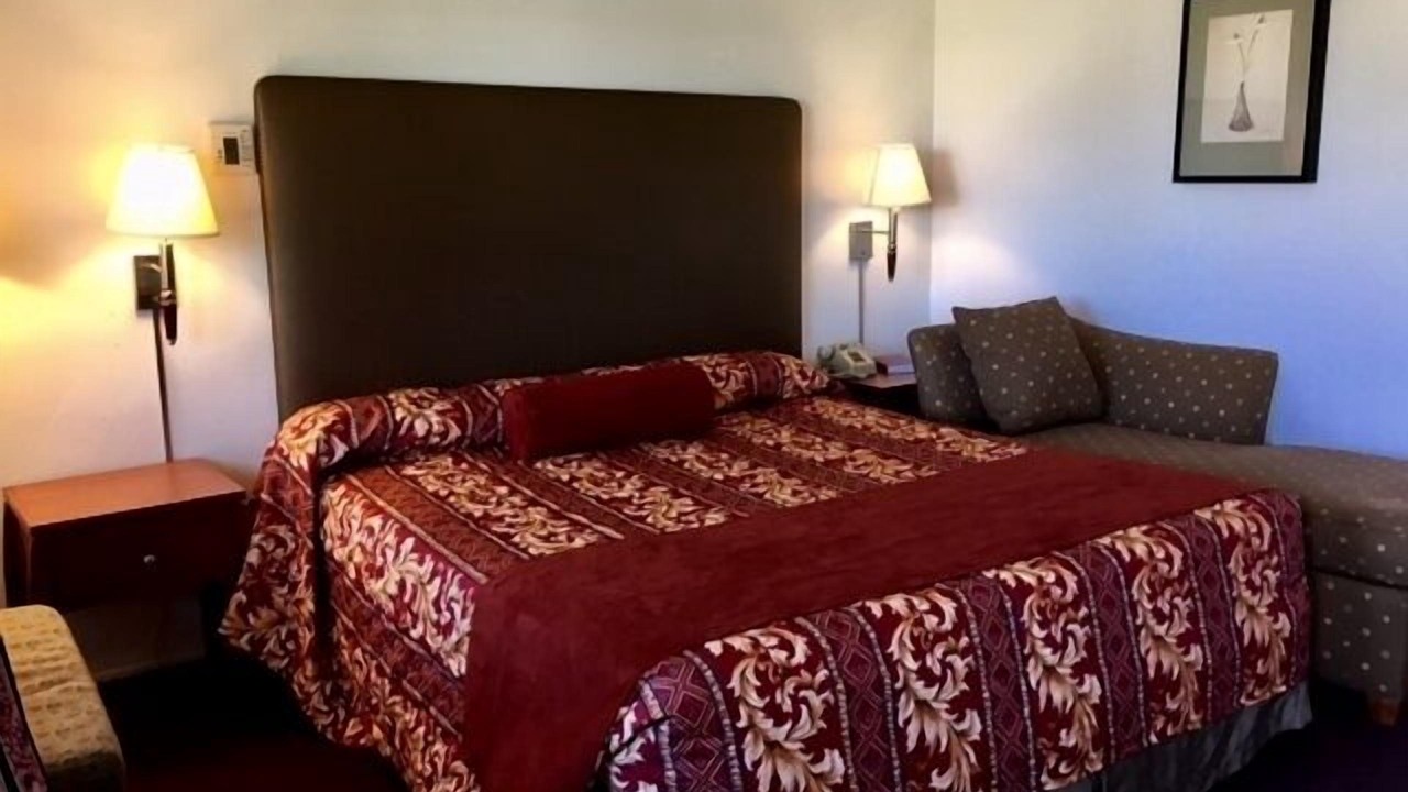 Photo of Bedroom in Los Banos