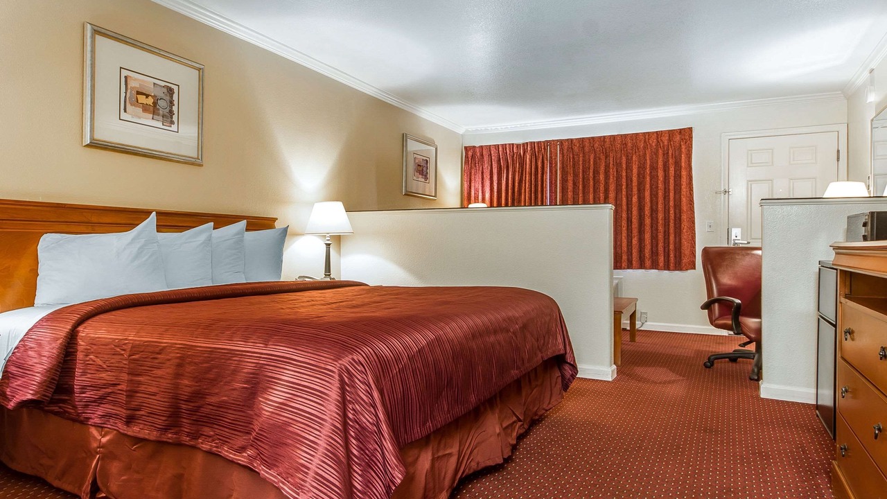 Photo of Bedroom in Gilroy
