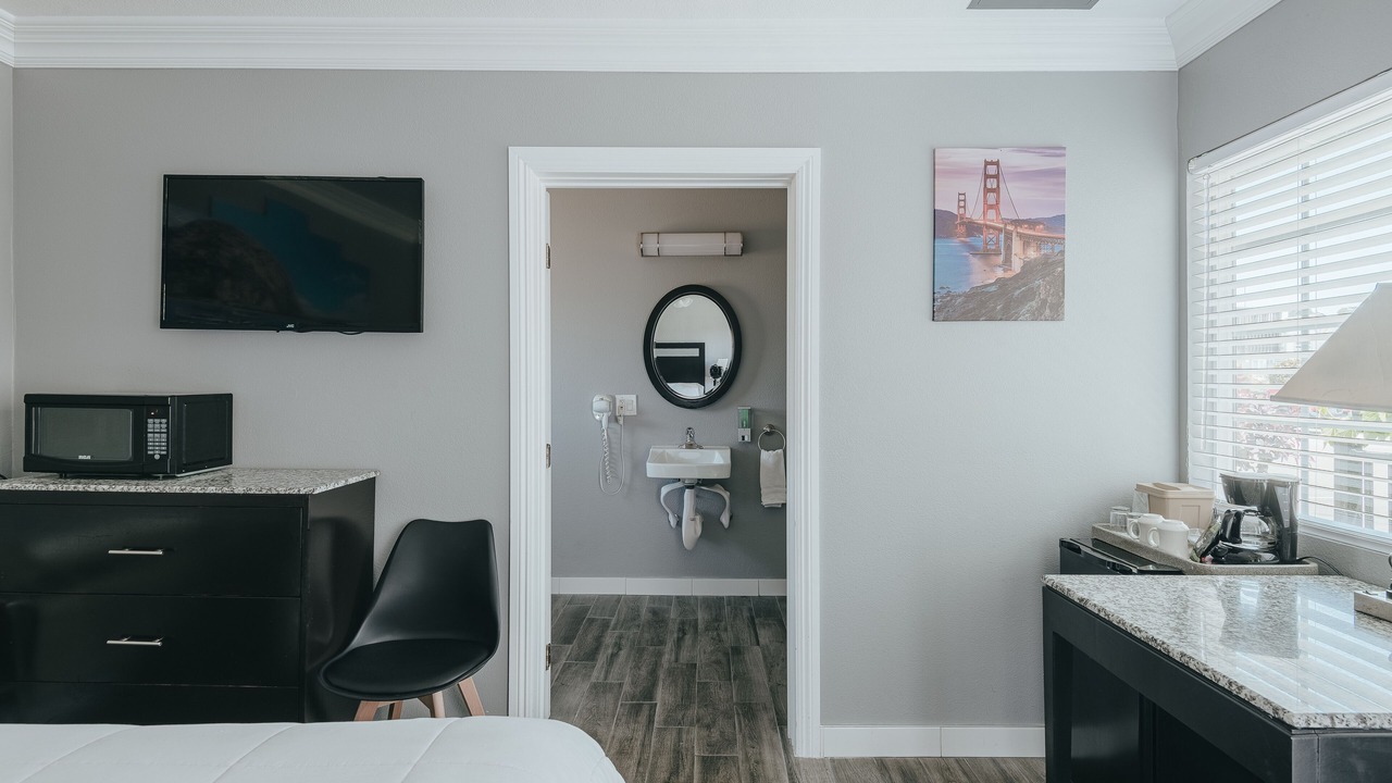 Photo of Bedroom in Morro Bay