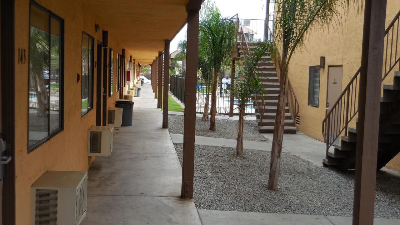 Photo of Outdoor in Oildale