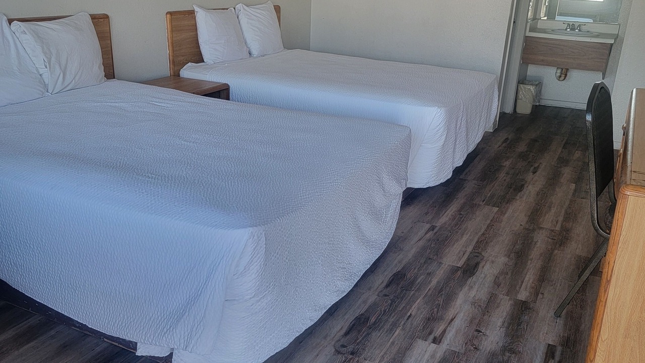 Photo of Bedroom in Oildale