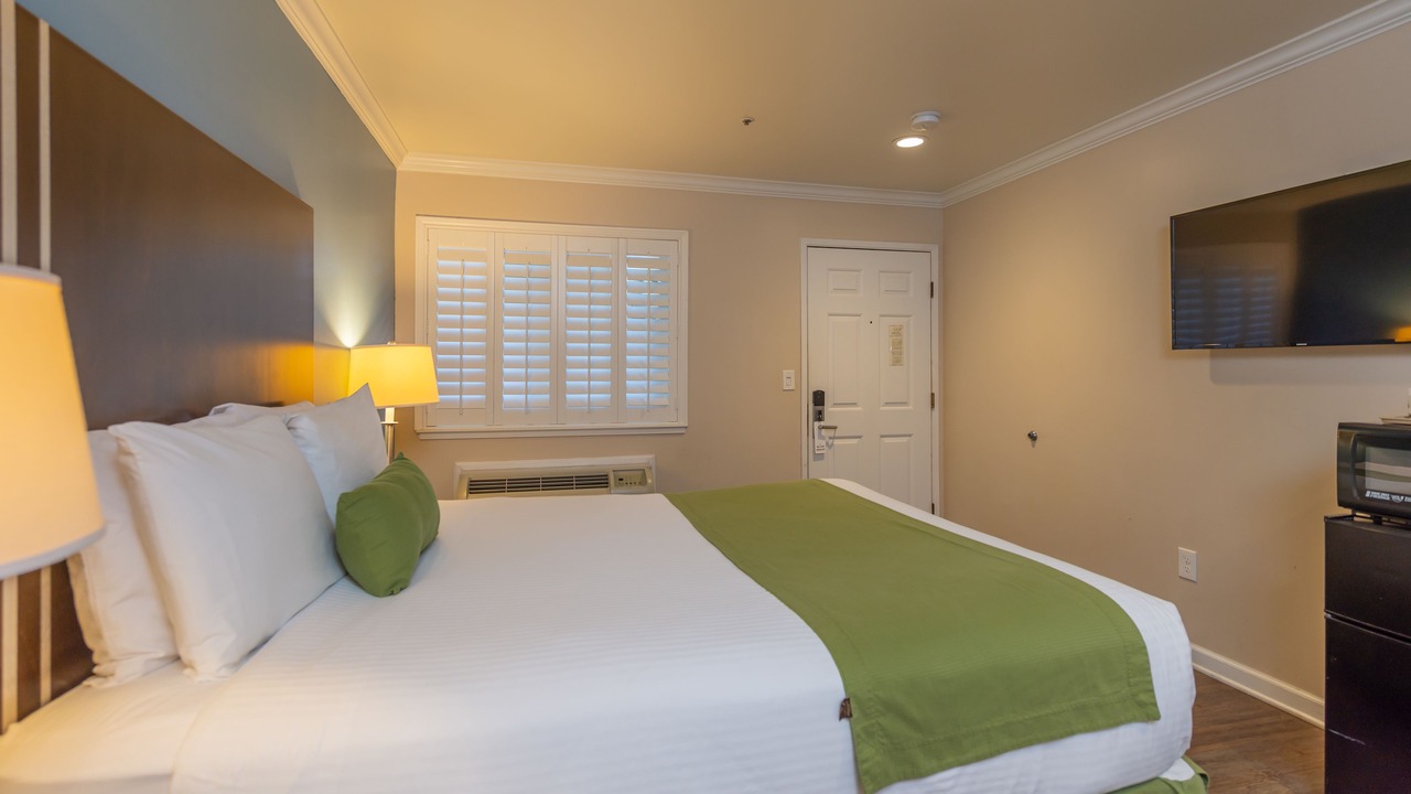 Photo of Bedroom in Westside Santa Cruz