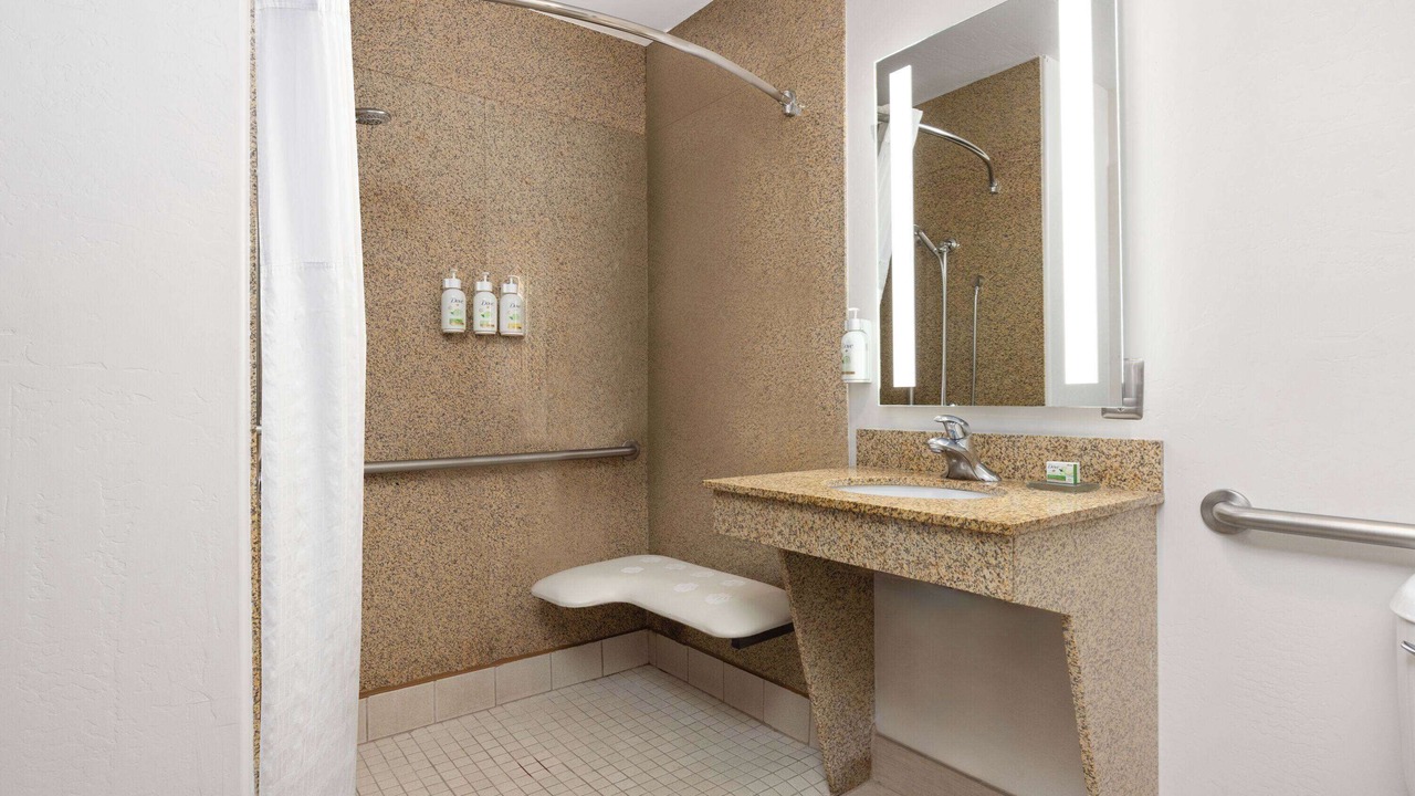 Photo of Bathroom in Greenacres