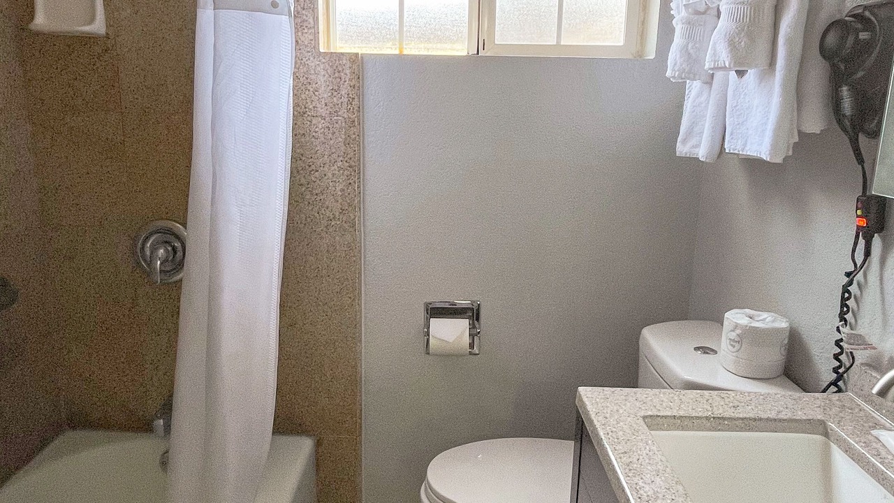 Photo of Bathroom in North Fremont Street