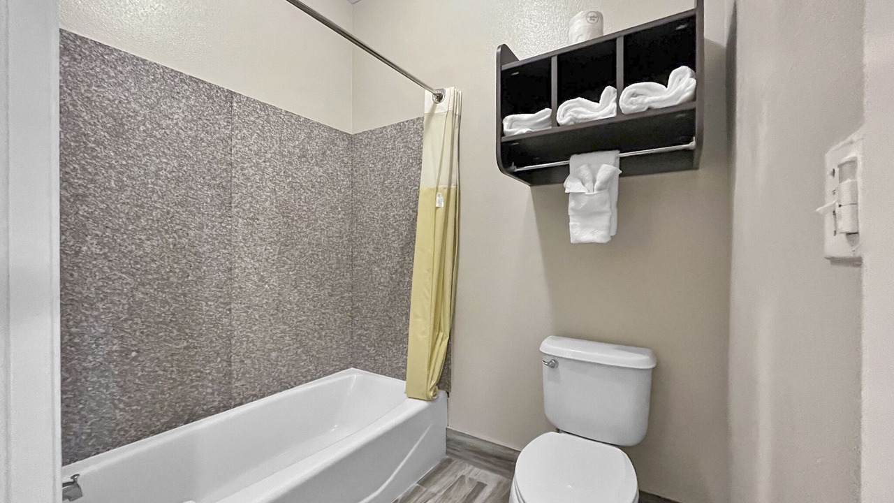 Photo of Bathroom in Clovis