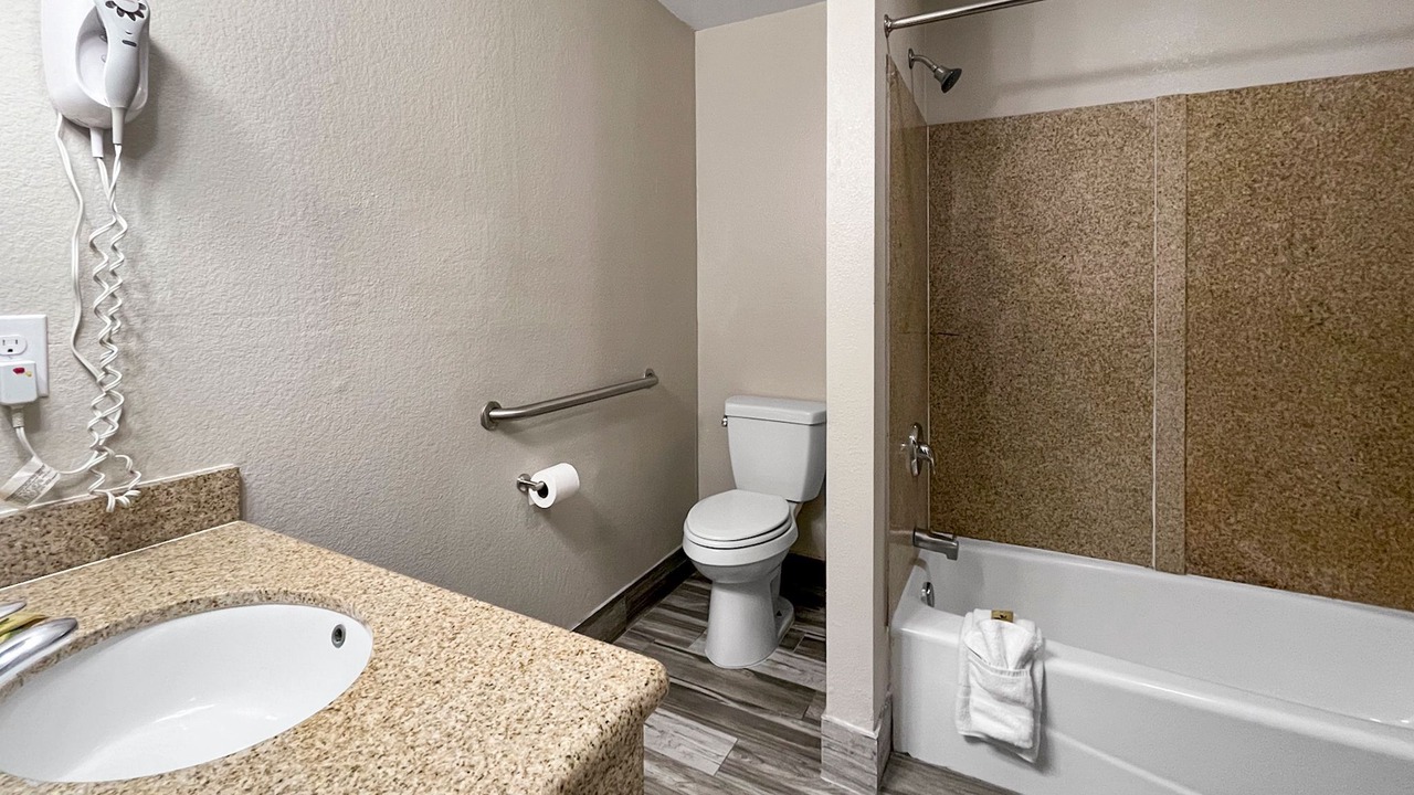 Photo of Bathroom in Clovis