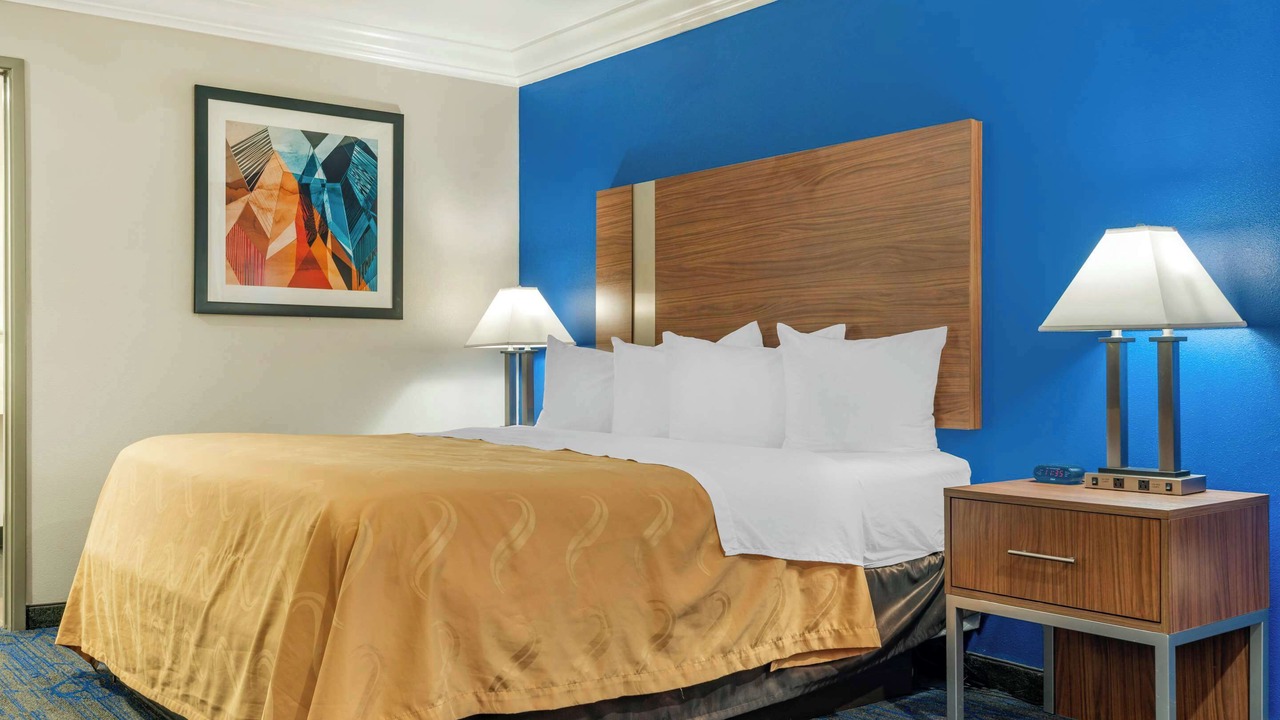 Photo of Bedroom in Nut Tree