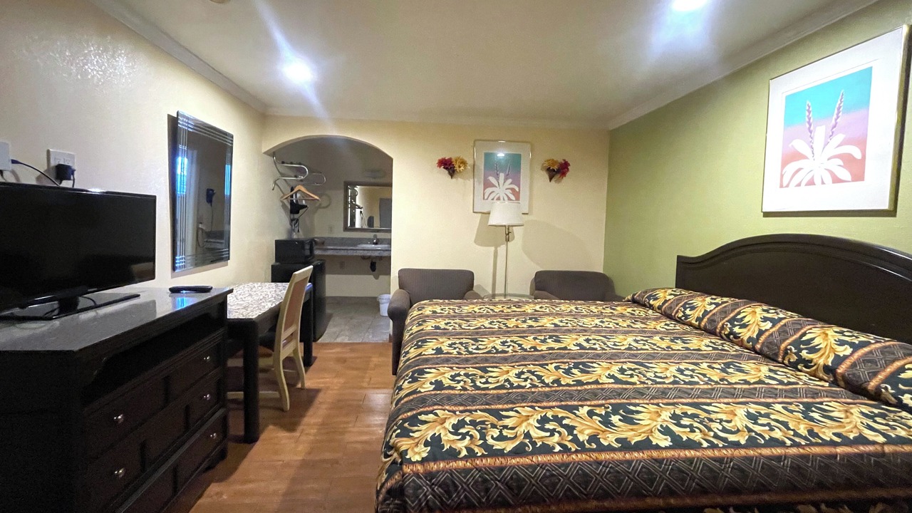 Photo of Bedroom in Los Banos
