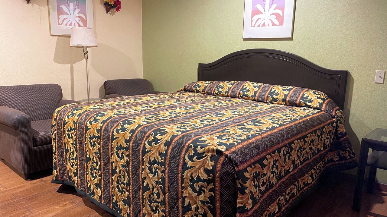 Photo of Bedroom in Los Banos